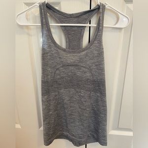 Women’s 6 Lululemon Swiftly Tech Racerback Tank Top
